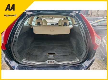 2015 Volvo XC60 - thumbnail 23