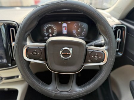 2018 Volvo XC40 - thumbnail 15