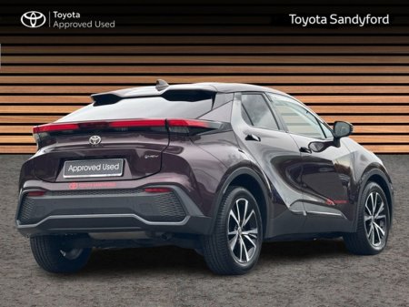 2024 Toyota C-HR NEW MODEL HYBRID SPORT // HEATED SEATS // APPLE CARPLAY/ANDROID AUTO // FULL WARRANTY €36,945 thumbnail