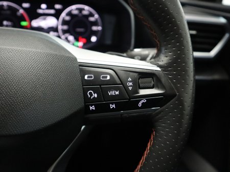 2021 SEAT Leon *64* FR PHEV S-A DSG €18,995 thumbnail