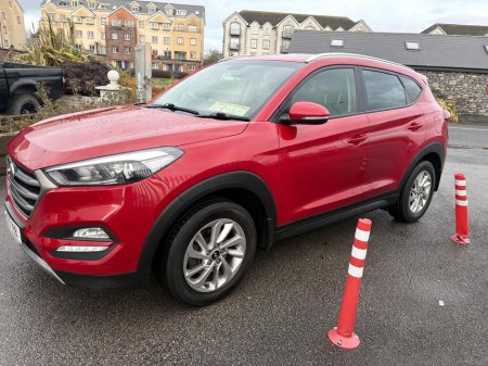 2017 Hyundai Tucson 1.7 EXECUTIVE 5DR €13,950 thumbnail