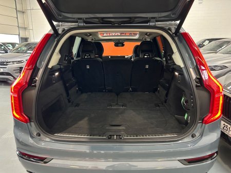 2022 Volvo XC90 - thumbnail 26