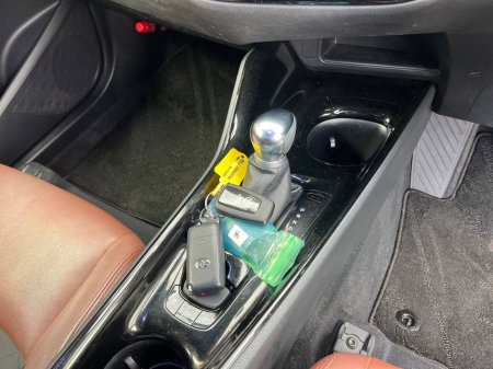 2019 Toyota C-HR - thumbnail 11