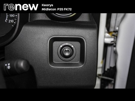 2021 Dacia Duster Blue dCi 115 Comfort €17,990 thumbnail