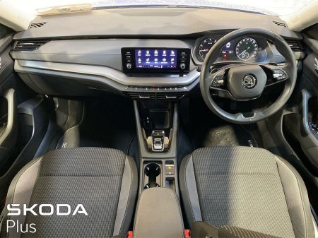 2024 Skoda Octavia - thumbnail 2