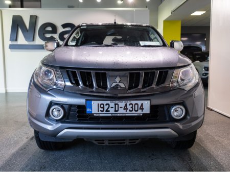 2019 Mitsubishi L200 SUPERCHARGER 17MY INTENSE 6MT CREWC 2.5 DID CR 4WORK CREWCAB 4DR €19,500 thumbnail