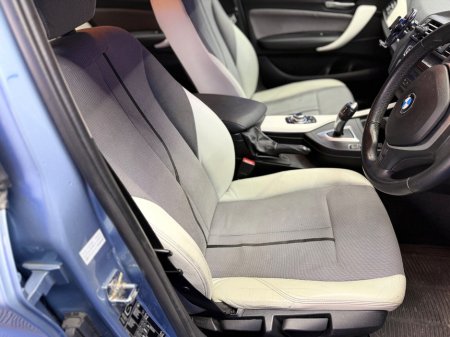 2012 BMW 1 Series - thumbnail 2