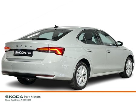 2025 Skoda Octavia Selection 2.0TDI 115BHP - Reversing Camera - Climate Control - Cruise Control - Apple CarPlay/Android Auto - Auto Lights/Wipers €33,950