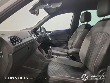 2021 Volkswagen Tiguan 2.0 TDI 150HP R-Line €33,950 thumbnail