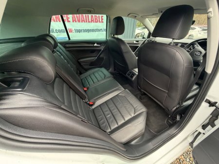 2017 Volkswagen Golf 1.4 TSI 5DR 150HP Highline DSG €16,990 thumbnail