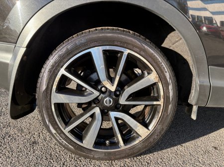 2016 Nissan Qashqai 1.5 SVE LEATHER SVE// 2 SEATER VAN €7,995 thumbnail