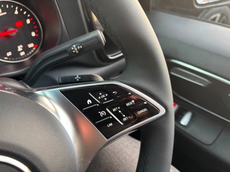 2026 Mercedes-Benz Vito SOLID REAR TAILGATE thumbnail