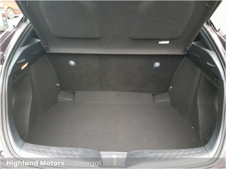 2022 Toyota C-HR 1.8 HYBRID SPORT BITONE €25,900 thumbnail