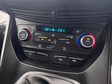 2018 Ford Kuga - thumbnail 26