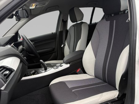 2017 BMW 1 Series - thumbnail 10