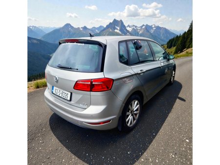 2016 Volkswagen Golf 1.2 TSI 110 bhp Lounge €11,888 thumbnail