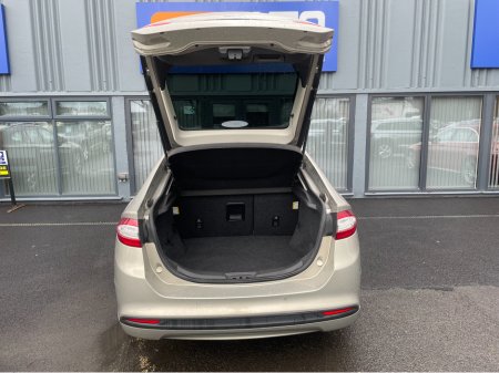 2016 Ford Mondeo - thumbnail 5