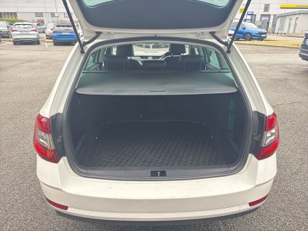 2020 Skoda Octavia - thumbnail 9