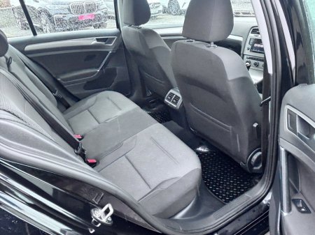 2017 Volkswagen Golf - thumbnail 5