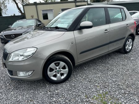 2012 Skoda Fabia AMBITION 1.2 HTP 60HP 4DR LOW KM €5,999 thumbnail