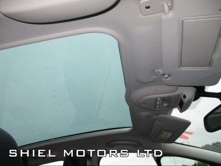 2014 Peugeot 3008 - thumbnail 18