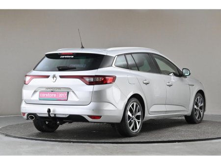 2017 Renault Megane 1.5 DCI AUTO 110BHP SPORT TOURER DYNAMIQUE €13,890 thumbnail