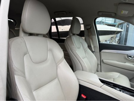 2018 Volvo XC90 D4 FWD MOMENTUM GT 5DR AUTO €28,950 thumbnail