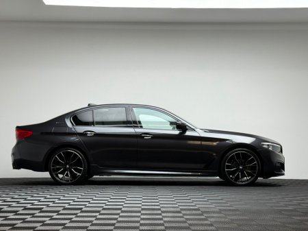 2018 BMW 5 Series 530E M SPORT €24,990 thumbnail