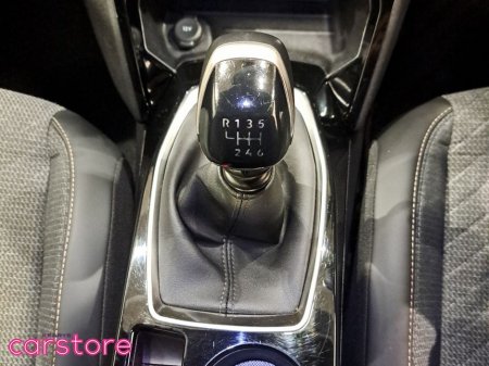 2024 Peugeot 2008 - thumbnail 16