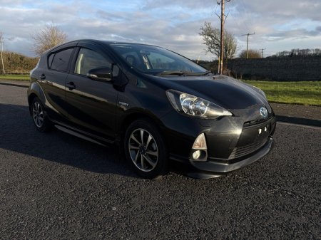 2014 Toyota Aqua - thumbnail 5