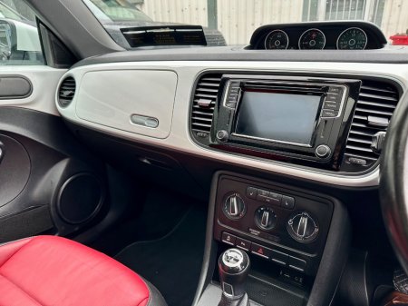 2016 Volkswagen Beetle - thumbnail 8