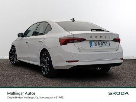 2021 Skoda Octavia - thumbnail 3