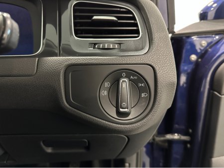 2020 Volkswagen Golf (202) GOLF 2.0TDI COMFORTLINE DSG LOW KMS VW/AUDI SPECIALISTS WWW.DENISDARCYCARS.IE €24,950 thumbnail