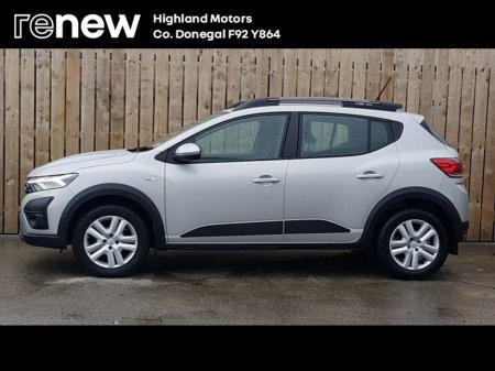 2024 Dacia Sandero Stepway TCe 90 STEPWAY Expression €19,900 thumbnail