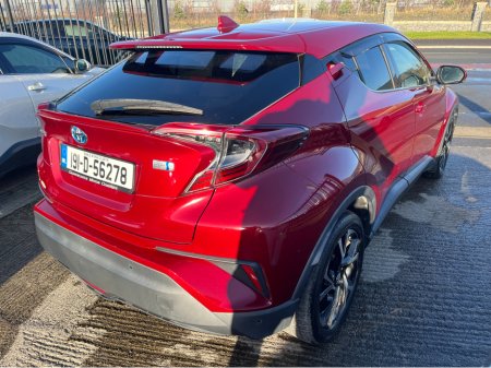 2019 Toyota C-HR 1.8 HYBRID AUTO LOW KM HIGH SPEC €18,950 thumbnail