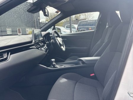 2018 Toyota C-HR - thumbnail 6