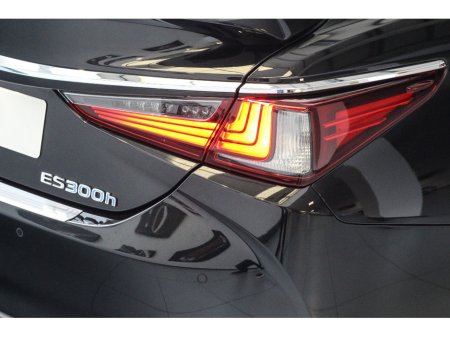 2021 Lexus ES 300 H - thumbnail 34