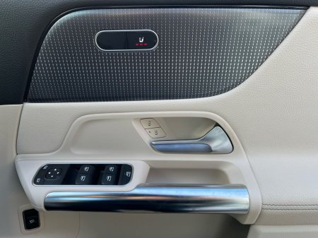 2022 Mercedes-Benz GLA Class - thumbnail 23