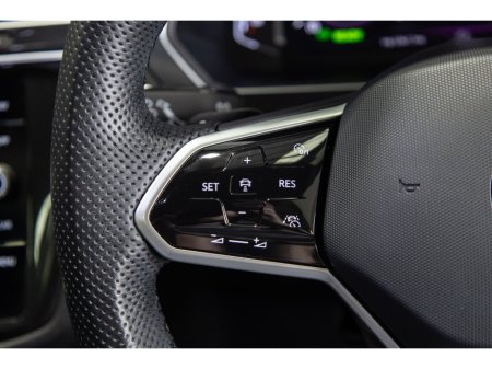 2024 Volkswagen Tiguan - thumbnail 17