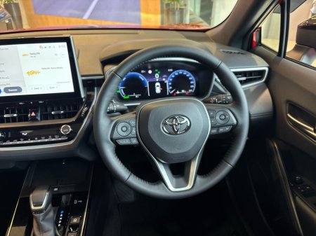 2026 Toyota Corolla Cross - thumbnail 9