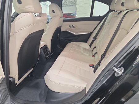 2026 BMW 3 Series 330e M Sport Saloon thumbnail