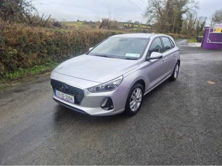 2017 Hyundai i30 SE NAV BLUE DRIVE 110 5DR 110PS €11,750