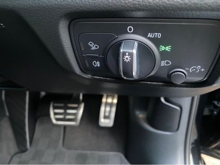 2018 Audi A3 DBA-8VCXSL €20,950 thumbnail