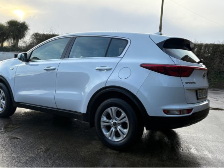 2016 Kia Sportage - thumbnail 5