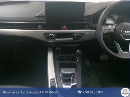 2024 Audi A4 30 TDI 136HP S Tronic SE €41,900 thumbnail