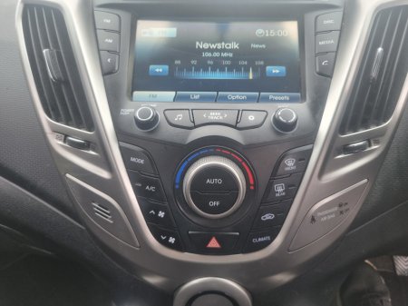 2013 Hyundai Veloster - thumbnail 9