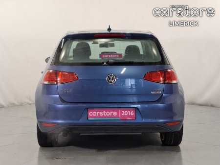 2016 Volkswagen Golf  €15,890