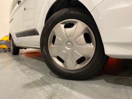 2023 Ford Transit Custom Custom 9 Seats Passanger #84 €55,950