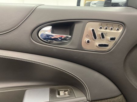 2010 Jaguar XKR - thumbnail 11