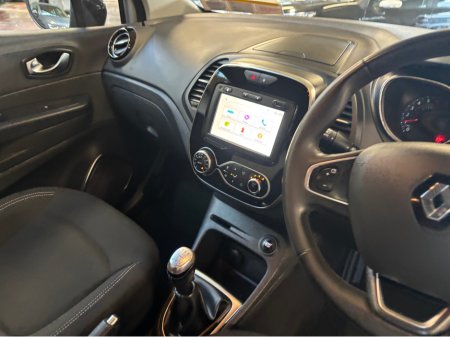 2021 Renault Captur ICONIC TCE 90 MY19 EVAP €13,750 thumbnail